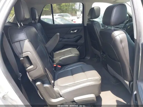 1GNEVJKW8JJ155087 2018 CHEVROLET TRAVERSE - Image 8