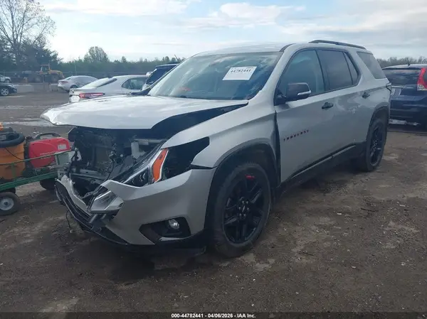 1GNEVJKW8JJ194925 2018 CHEVROLET TRAVERSE - Image 2