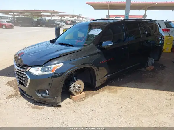 1GNEVJKW8JJ221119 2018 CHEVROLET TRAVERSE - Image 2