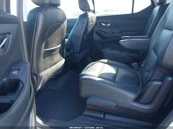 1GNEVJKW8JJ250894 2018 CHEVROLET TRAVERSE - Image 8