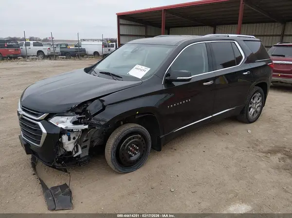 1GNEVJKW8JJ264956 2018 CHEVROLET TRAVERSE - Image 2