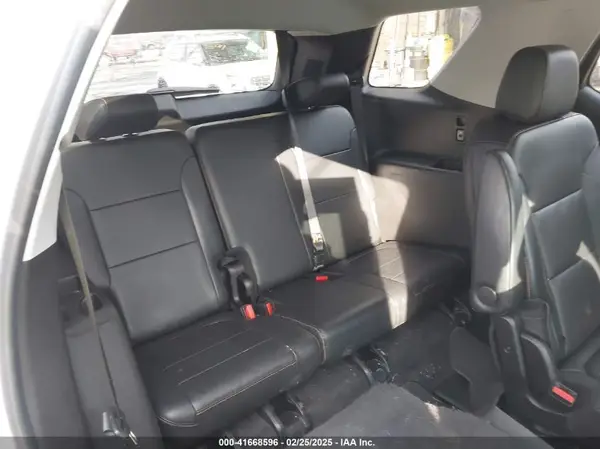 1GNEVJKW8KJ164583 2019 CHEVROLET TRAVERSE - Image 8