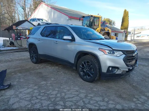 1GNEVJKW8MJ251869 2021 CHEVROLET TRAVERSE - Image 1