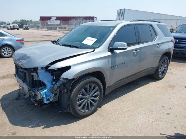1GNEVJKW8PJ292569 2023 CHEVROLET TRAVERSE - Image 2