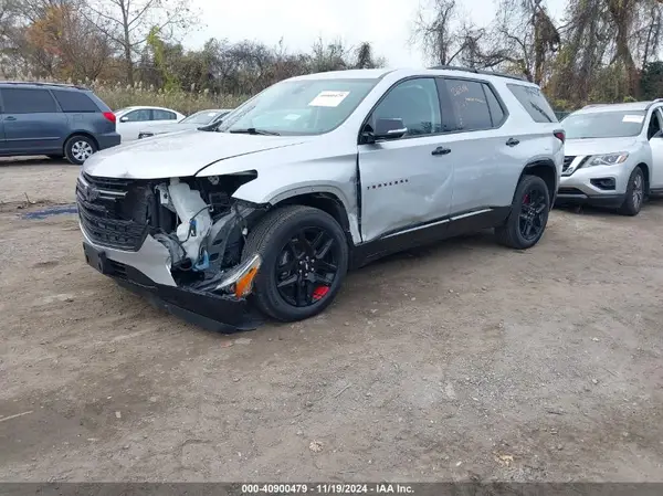 1GNEVJKW9JJ249253 2018 CHEVROLET TRAVERSE - Image 2