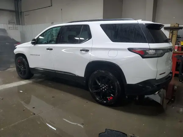 1GNEVJKW9JJ262083 2018 CHEVROLET TRAVERSE - Image 2