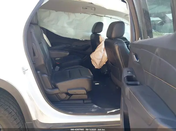 1GNEVJKW9KJ151230 2019 CHEVROLET TRAVERSE - Image 8