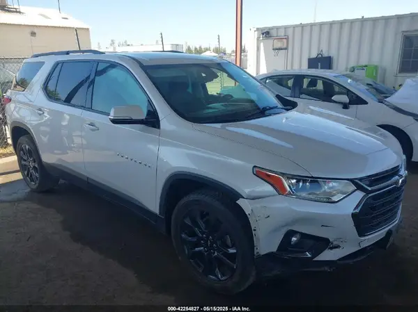 1GNEVJKW9KJ238366 2019 CHEVROLET TRAVERSE - Image 1