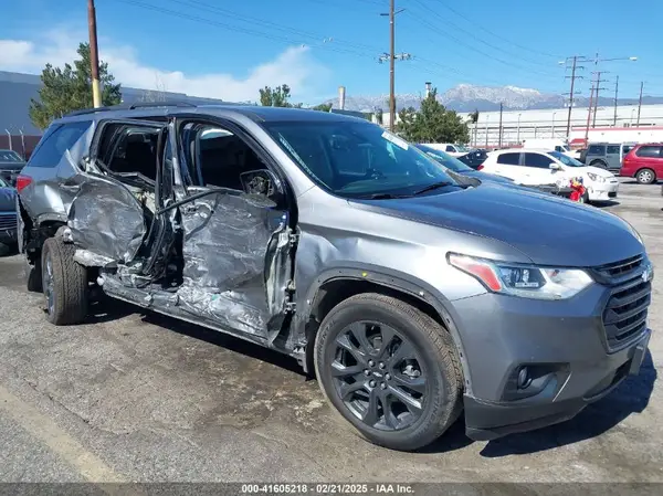 1GNEVJKW9MJ142868 2021 CHEVROLET TRAVERSE - Image 1