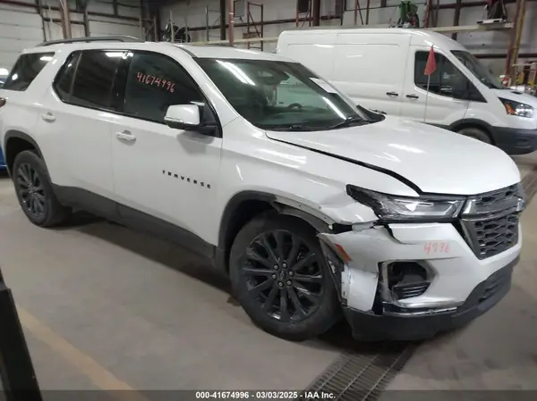 1GNEVJKW9PJ175910 2023 CHEVROLET TRAVERSE - Image 1