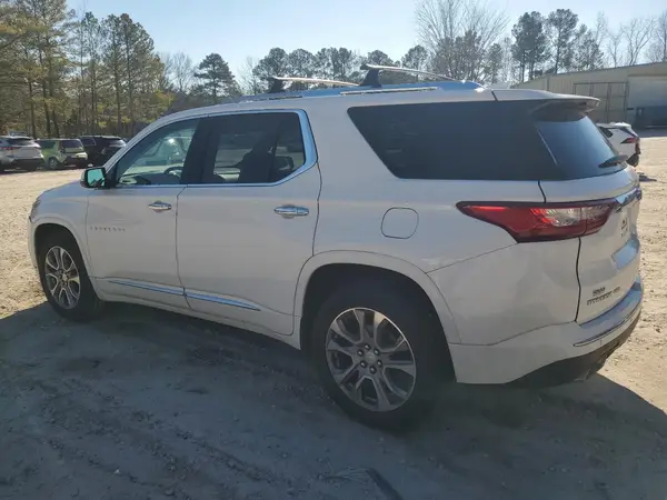 1GNEVJKWXJJ154006 2018 CHEVROLET TRAVERSE - Image 2