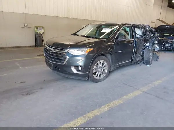 1GNEVJKWXJJ155446 2018 CHEVROLET TRAVERSE - Image 2