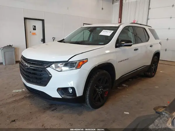 1GNEVJKWXJJ201857 2018 CHEVROLET TRAVERSE - Image 2