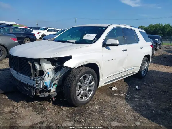 1GNEVJKWXJJ206735 2018 CHEVROLET TRAVERSE - Image 2