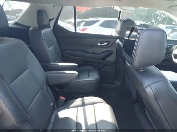 1GNEVJKWXJJ206735 2018 CHEVROLET TRAVERSE - Image 8
