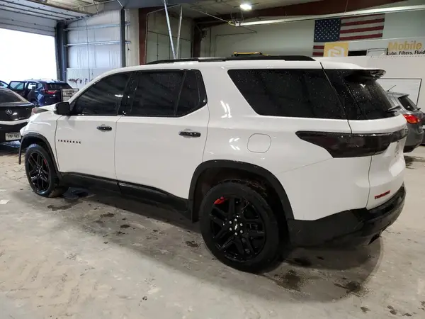 1GNEVJKWXJJ259239 2018 CHEVROLET TRAVERSE - Image 2