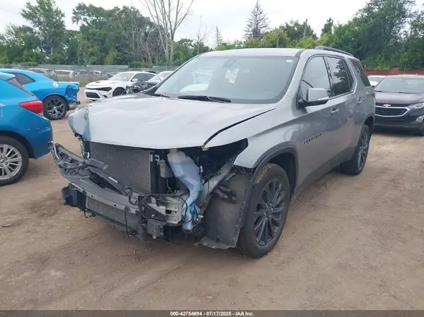 1GNEVJKWXPJ206775 2023 CHEVROLET TRAVERSE - Image 2