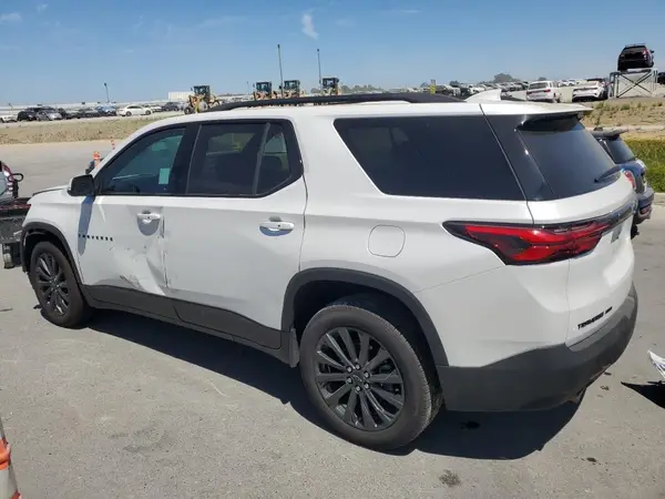 1GNEVJKWXPJ233782 2023 CHEVROLET TRAVERSE - Image 2