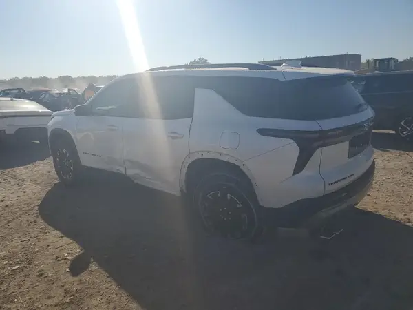 1GNEVJRS0SJ126493 2025 CHEVROLET TRAVERSE - Image 2
