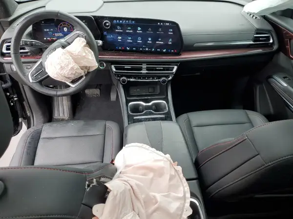 1GNEVJRS0SJ204870 2025 CHEVROLET TRAVERSE - Image 8