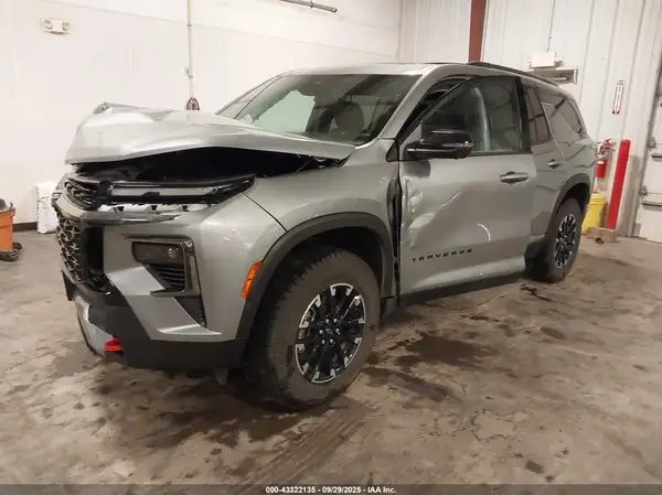 1GNEVJRS0SJ214315 2025 CHEVROLET TRAVERSE - Image 2
