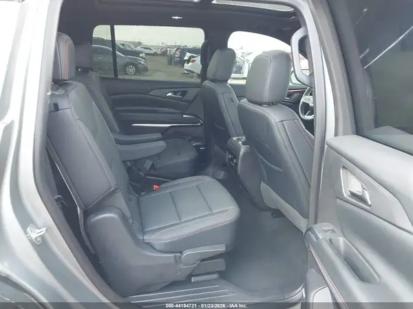 1GNEVJRS1SJ295776 2025 CHEVROLET TRAVERSE - Image 8