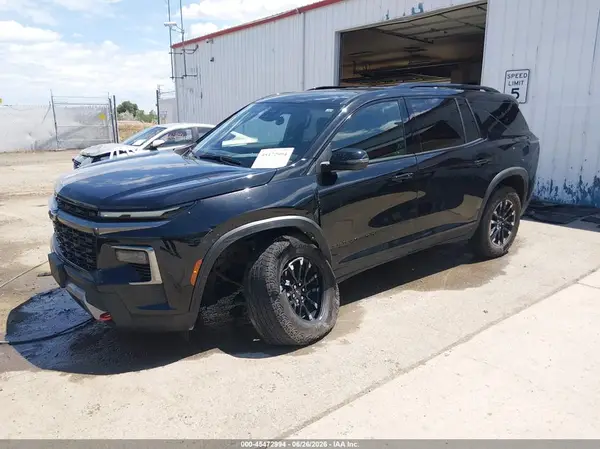 1GNEVJRS2SJ135387 2025 CHEVROLET TRAVERSE - Image 2