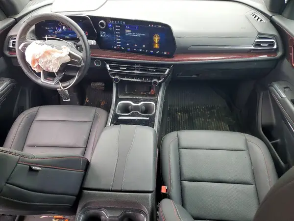 1GNEVJRS2SJ167806 2025 CHEVROLET TRAVERSE - Image 8