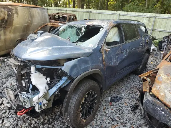 1GNEVJRS3SJ122390 2025 CHEVROLET TRAVERSE - Image 1