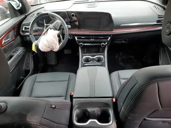 1GNEVJRS3SJ197168 2025 CHEVROLET TRAVERSE - Image 8