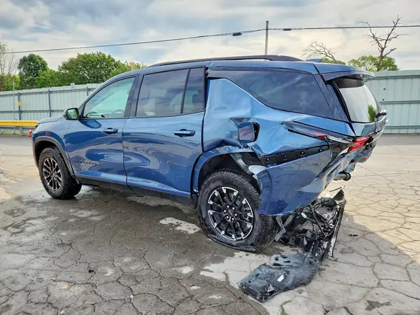 1GNEVJRS3SJ232288 2025 CHEVROLET TRAVERSE - Image 2