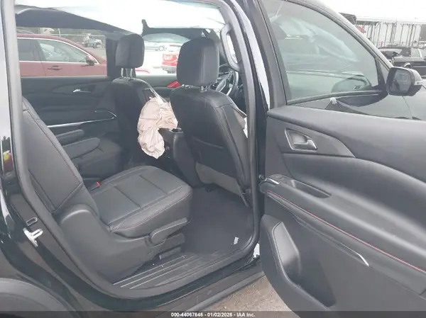 1GNEVJRS4SJ305975 2025 CHEVROLET TRAVERSE - Image 8