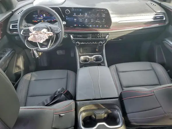 1GNEVJRS6SJ136106 2025 CHEVROLET TRAVERSE - Image 8