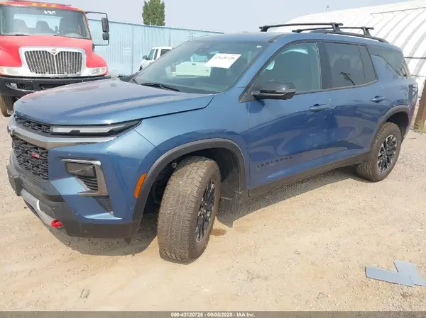 1GNEVJRS6SJ225657 2025 CHEVROLET TRAVERSE - Image 2