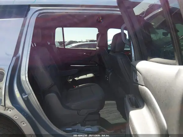 1GNEVJRS7SJ171348 2025 CHEVROLET TRAVERSE - Image 8