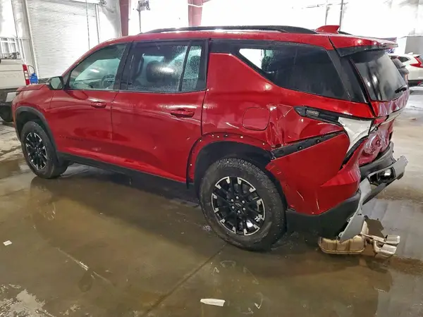 1GNEVJRS7SJ210472 2025 CHEVROLET TRAVERSE - Image 2