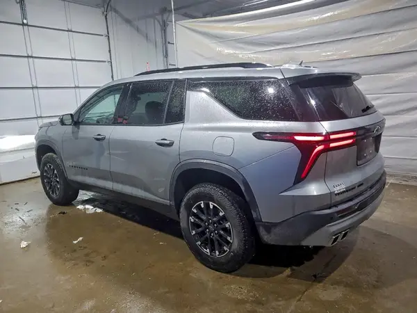 1GNEVJRS7SJ285219 2025 CHEVROLET TRAVERSE - Image 2