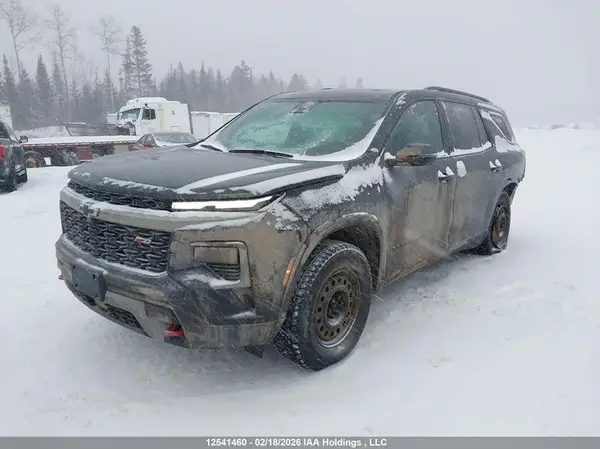 1GNEVJRS8SJ146457 2025 CHEVROLET TRAVERSE - Image 2