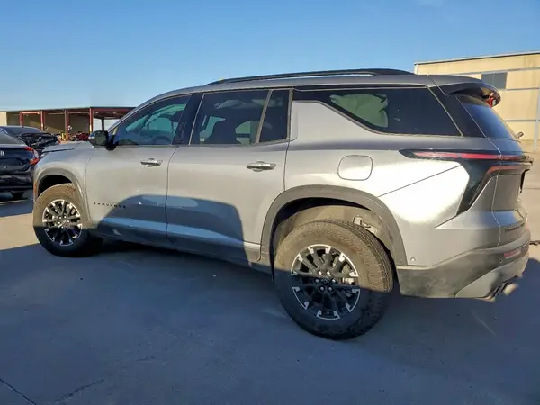 1GNEVJRS9SJ141929 2025 CHEVROLET TRAVERSE - Image 2