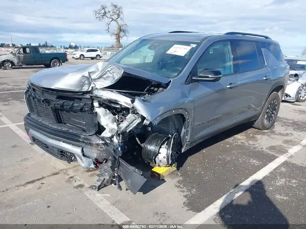 1GNEVJRS9SJ238550 2025 CHEVROLET TRAVERSE - Image 2