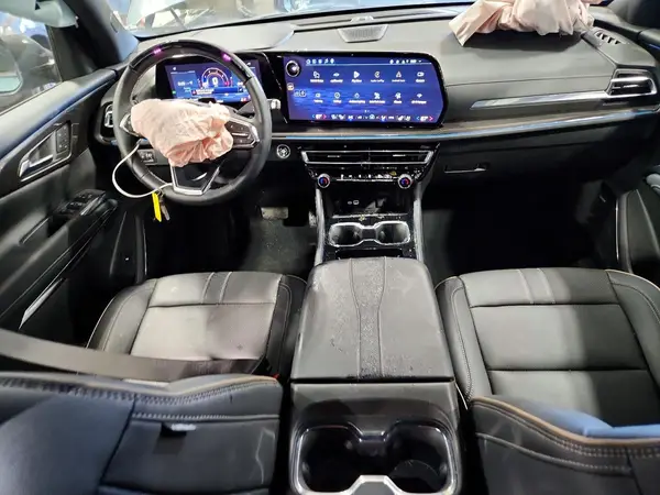 1GNEVKKSXTJ171717 2026 CHEVROLET TRAVERSE - Image 8
