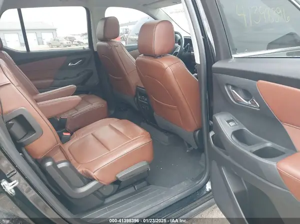 1GNEVKKW0JJ101899 2018 CHEVROLET TRAVERSE - Image 8
