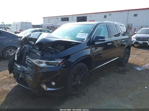 1GNEVKKW0KJ131079 2019 CHEVROLET TRAVERSE - Image 2