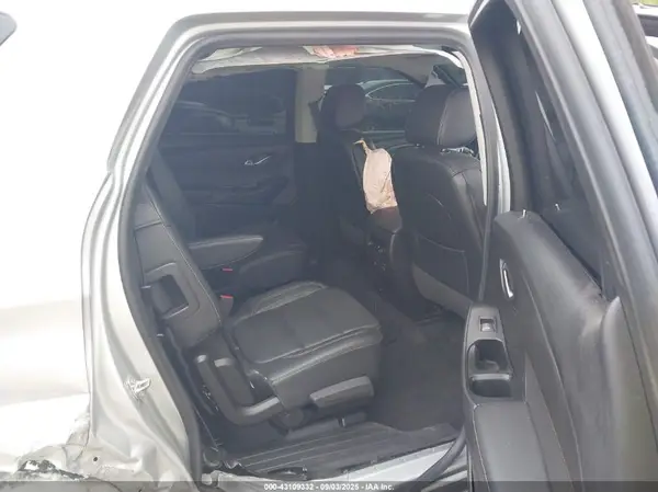 1GNEVKKW0KJ217489 2019 CHEVROLET TRAVERSE - Image 8