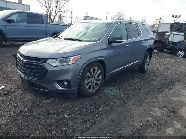 1GNEVKKW0KJ273156 2019 CHEVROLET TRAVERSE - Image 2