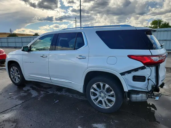 1GNEVKKW0KJ303529 2019 CHEVROLET TRAVERSE - Image 2
