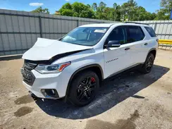 1GNEVKKW0LJ104823 2020 CHEVROLET TRAVERSE
