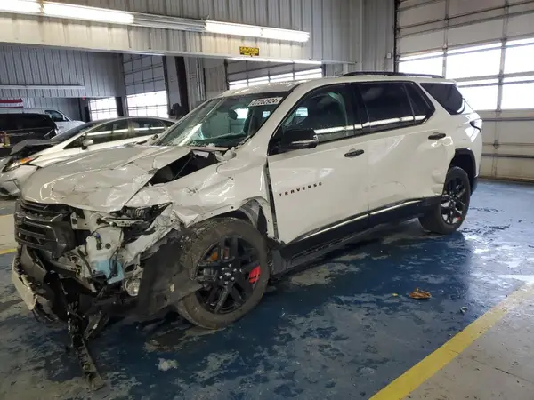 1GNEVKKW0LJ181739 2020 CHEVROLET TRAVERSE - Image 1