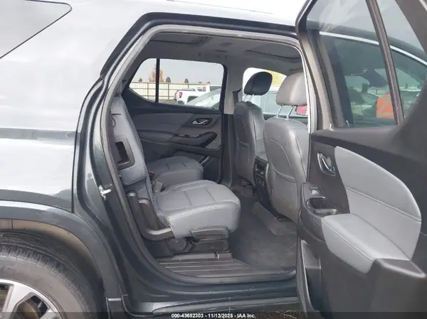 1GNEVKKW0LJ185225 2020 CHEVROLET TRAVERSE - Image 8
