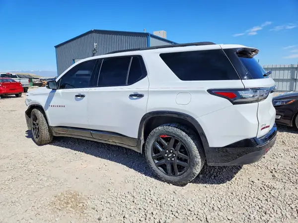 1GNEVKKW0LJ293540 2020 CHEVROLET TRAVERSE - Image 2